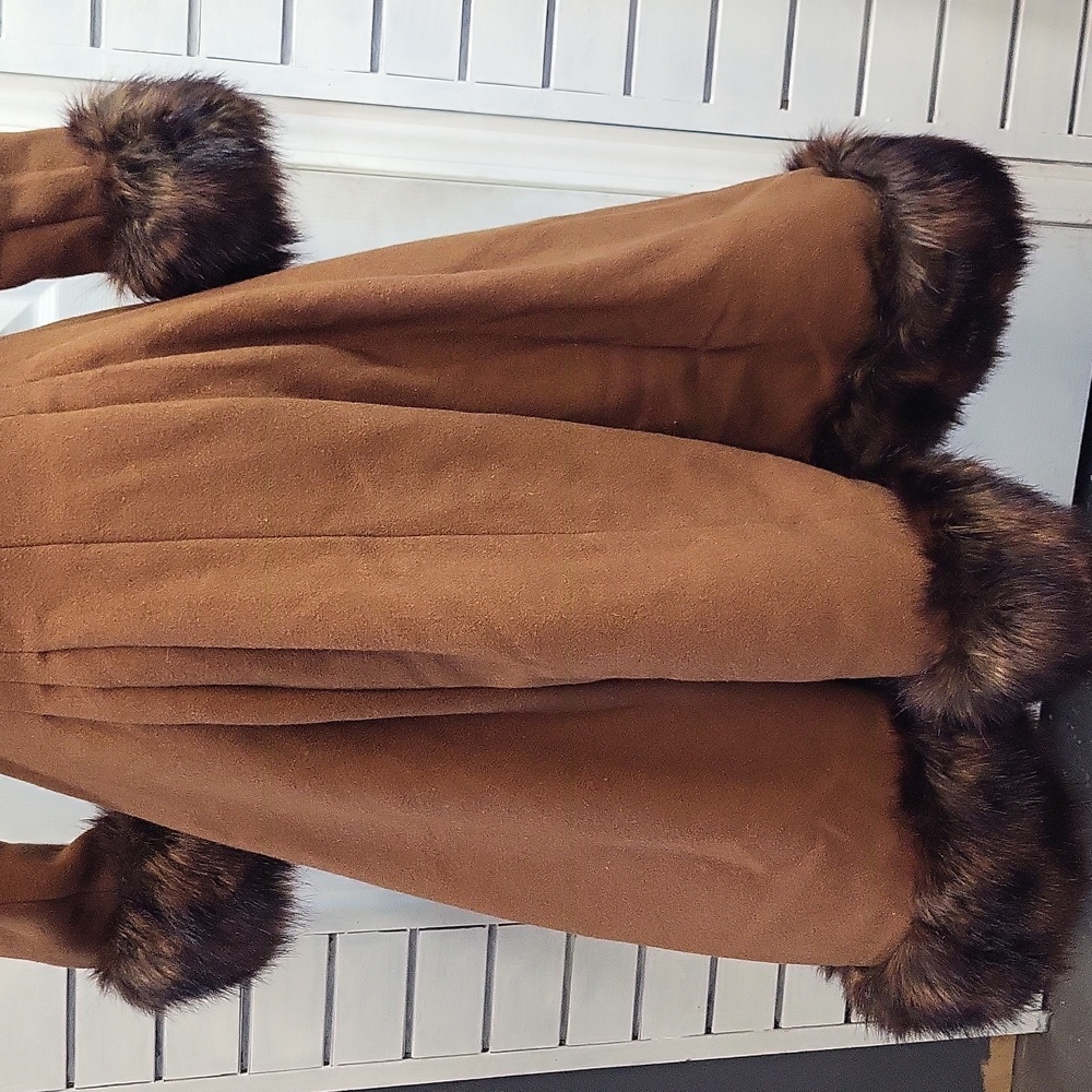 NWT, VINTAGE COLLECTIF PEARL TAN COAT, XS - Picture 8 of 14